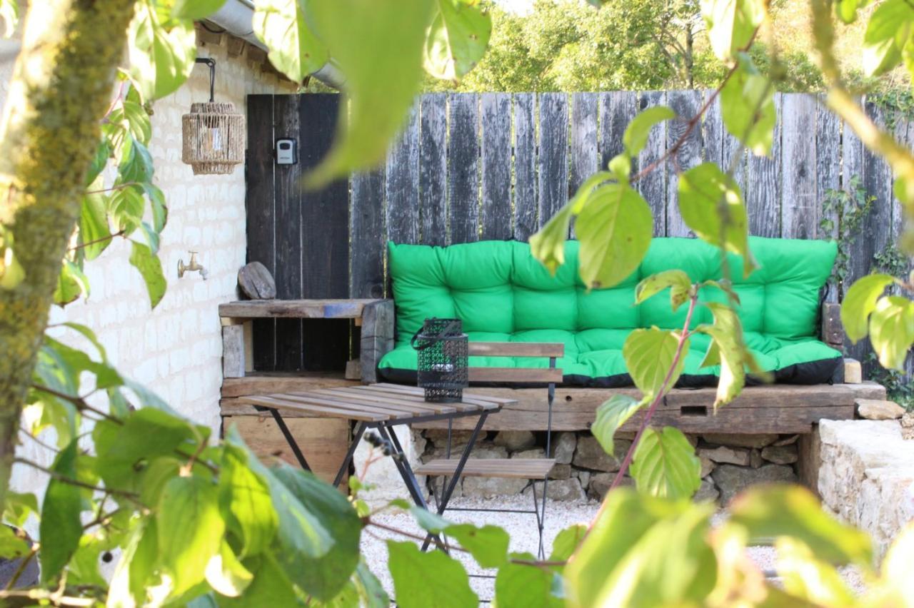 Studio Confort, Charme & Tranquilite Beaumont  ภายนอก รูปภาพ